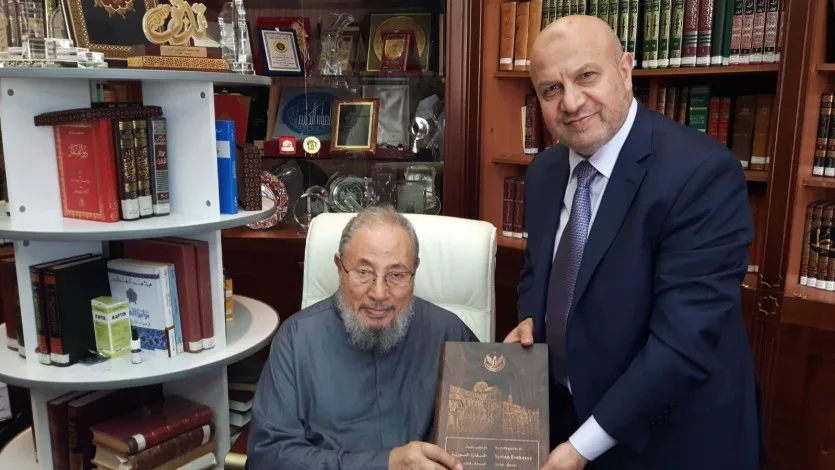 فضيلته يستقبل السفير السوري بالدوحة
