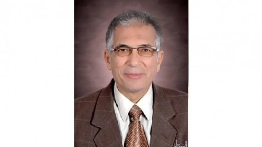 القرضاوي ينعى الداعية والمفكر الدكتور عبد الحليم عويس