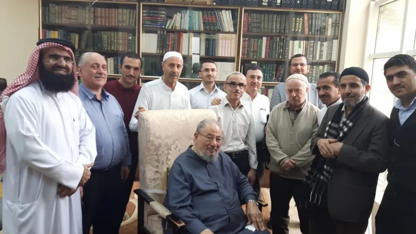 تلاميذ مدرسة الأستاذ بديع الزمان النورسي في ضيافة سماحة الشيخ القرضاوي