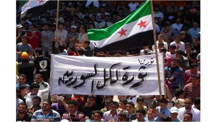 القرضاوي يقيم مؤتمرا جماهيريا لنصرة الشعب السوري الباسل