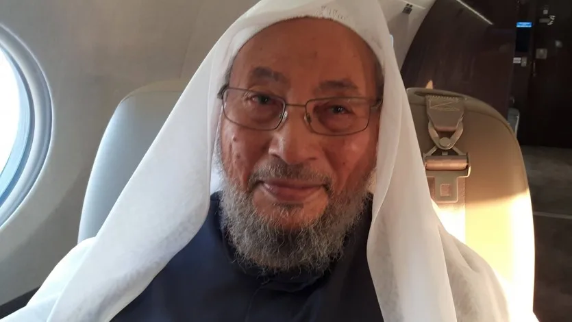 القرضاوي يصل الدوحة قادماً من إسطنبول