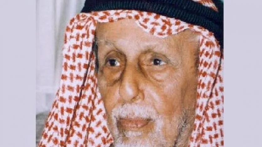 القرضاوي يؤم صلاة الجنازة على الشيخ جاسم بن ثاني رحمه الله