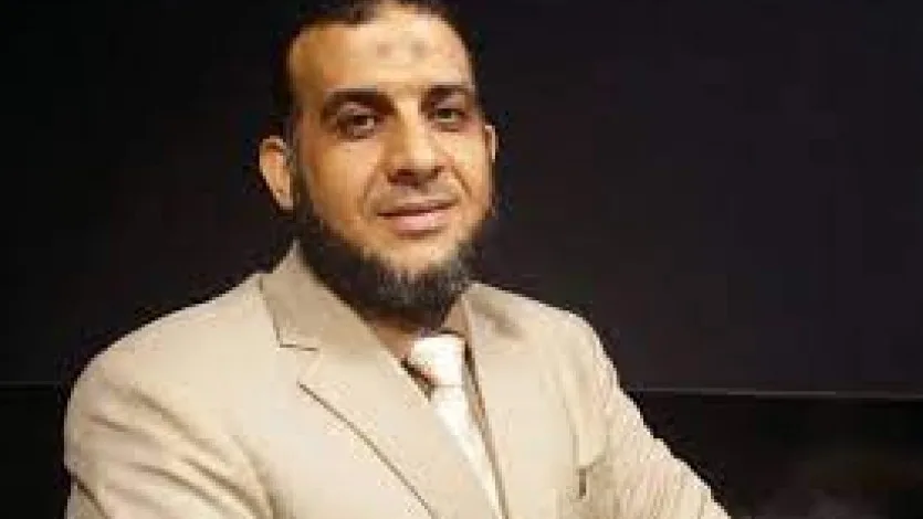 القرضاوي بين محبيه ومبغضيه