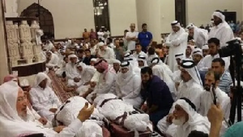 القرضاوي يؤم صلاة الجنازة على العميد طارق الجوهري