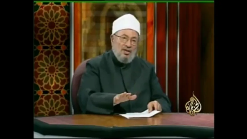 القرضاوي: العمل الذي يغلب ضرره على نفعه يُحرّم