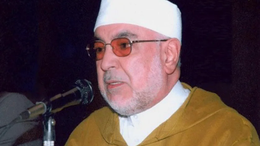 القرضاوي يدعو بالرحمة للشيخ عبد الباري الزمزمي