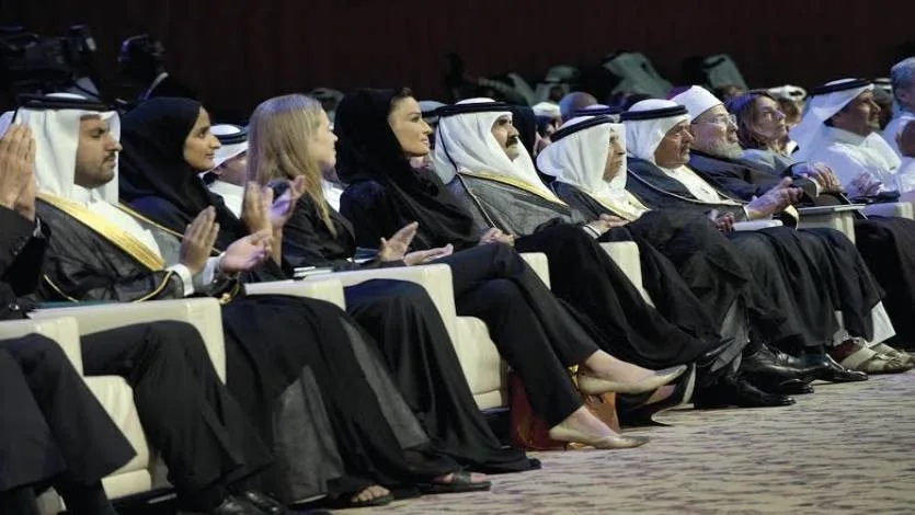 القرضاوي يشهد احتفال جامعة حمد بن خليفة بتخريج دفعة 2014