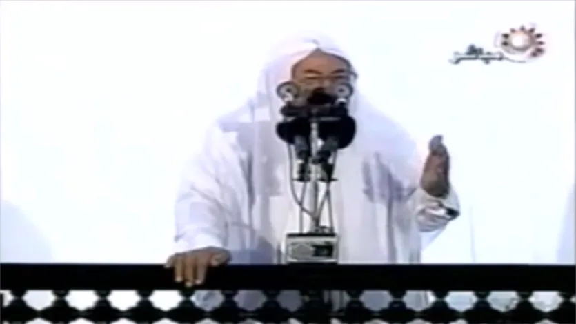 القرضاوي: سنن الله لا تحابي أحدا